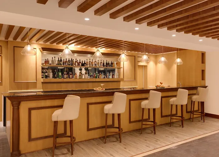 Hotel Lemon Tree Premier Budhanilkantha Kathmandu, Nepal 5*